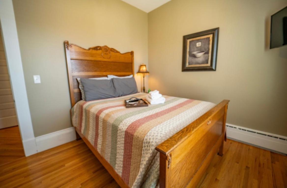 The Victorian Guesthouse Delphos Quarto foto